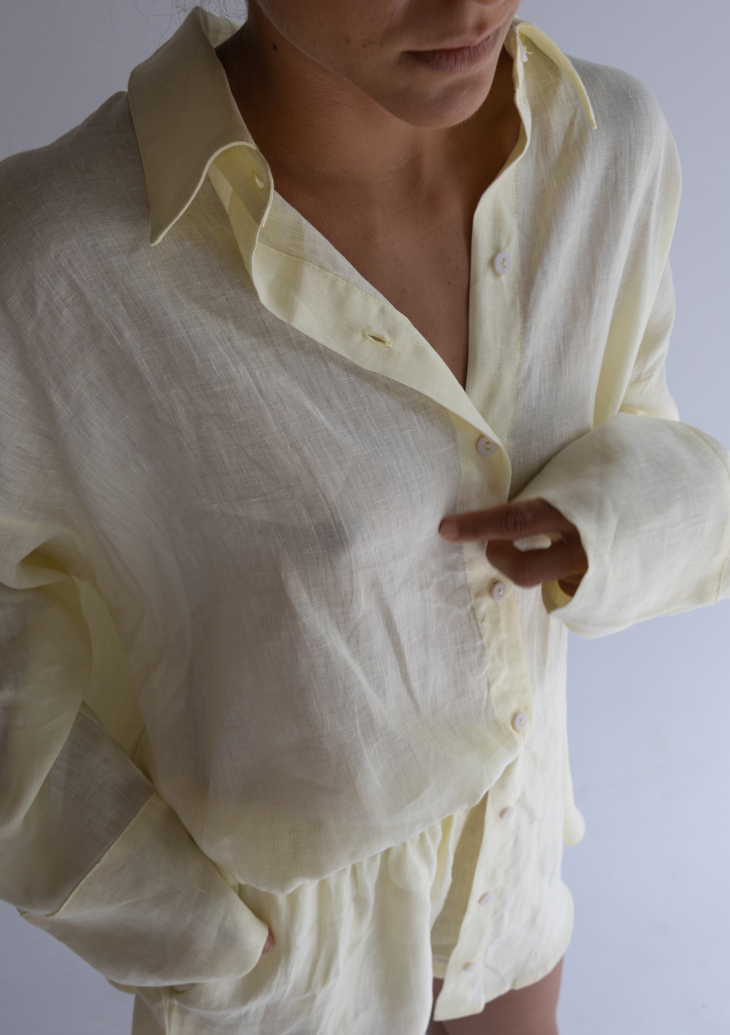 Linen Short - Pale Yellow